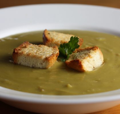 Simple Green Split Pea Soup