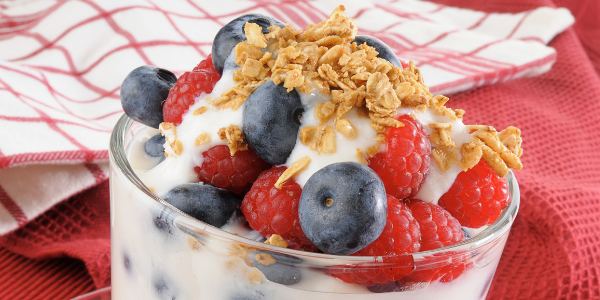 Easy Berry Parfaits